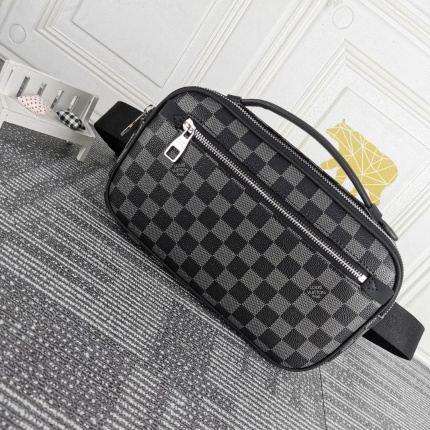 Louis Vuitton AAA+++ bags For Men in 144478