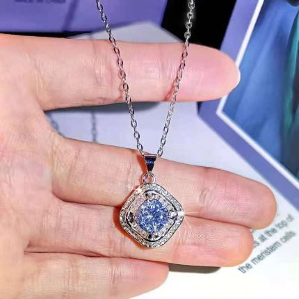 Tiffany Necklace in 144739