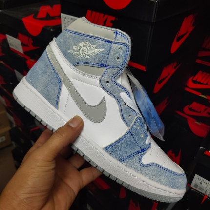 Jordan 1 Shoes for Men in 144973