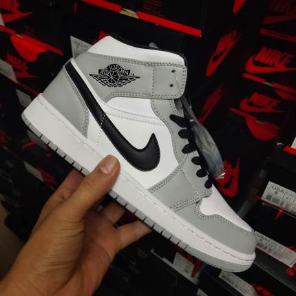 Jordan 1 Shoes for Men in 144974