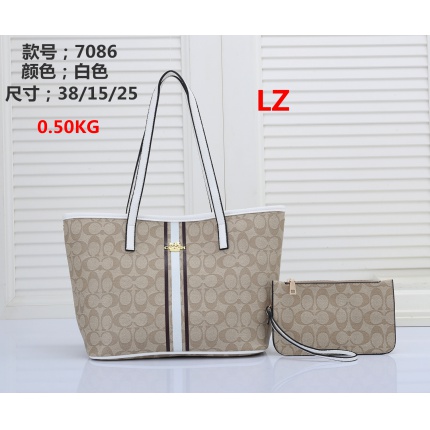Coach Handbags in 144989