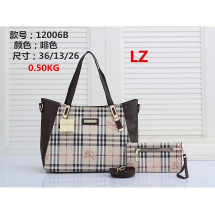 Burberry Handbags in 145305