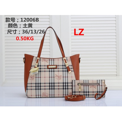 Burberry Handbags in 145307