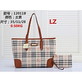 Burberry Handbags in 145311