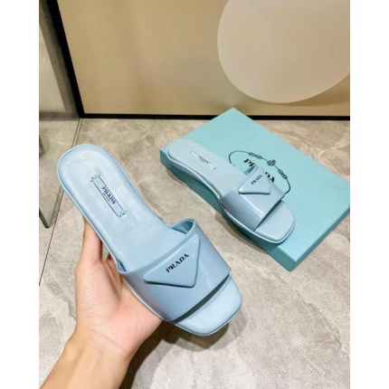 Prada Slippers For Women in 145608