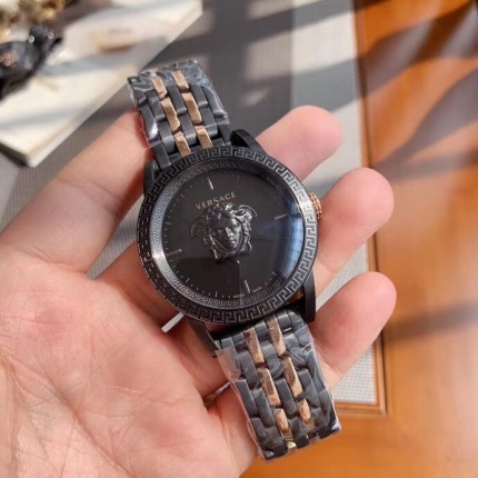 versace multifunctional men's watch Japanese movement 42MM in 145661