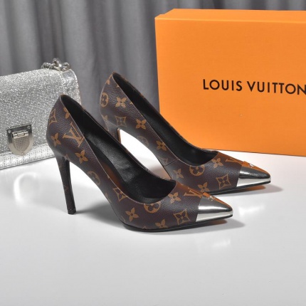 LV Pumps For Women in 145826
