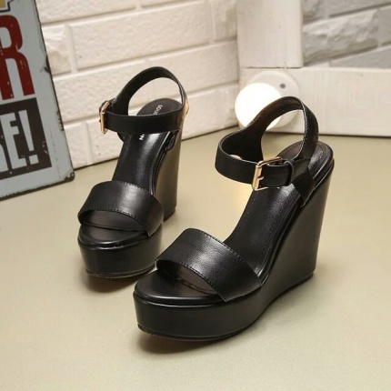 LV Pumps For Women in 145827