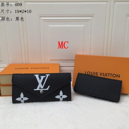 Louis Vuitton Walltes in 145926
