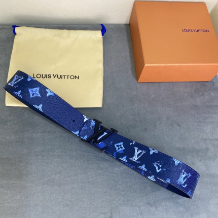 Louis Vuitton AAA Belts in 145956