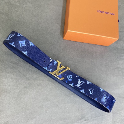 Louis Vuitton AAA Belts in 145957