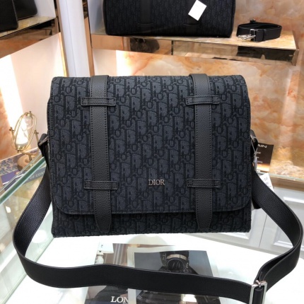 Dior AAA quality Bags For Men in 146000