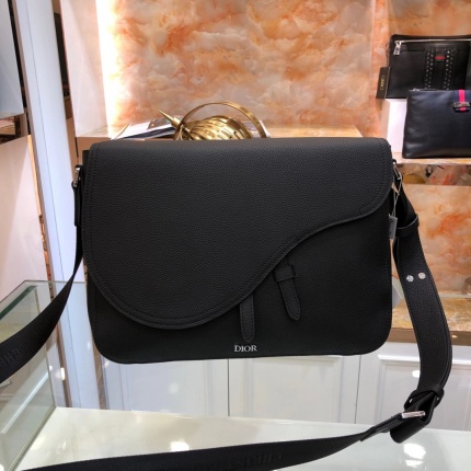 Dior AAA quality Bags For Men in 146002