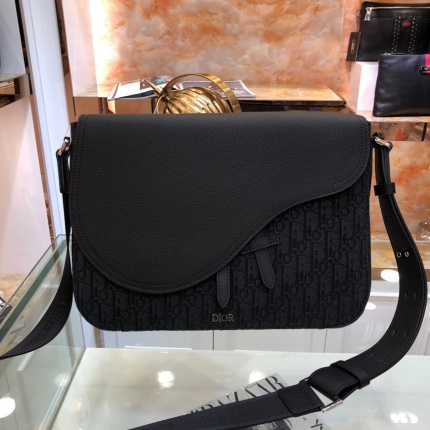 Dior AAA quality Bags For Men in 146003