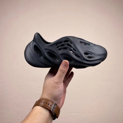 Adidas Yezzy Sandals Size 35-45 in 146024