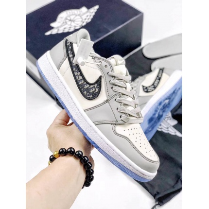 Air Jordan 1 x Dior Sneakers in 146121