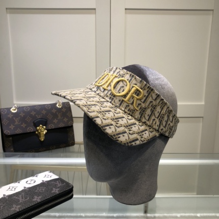 Dior Hats in 146528