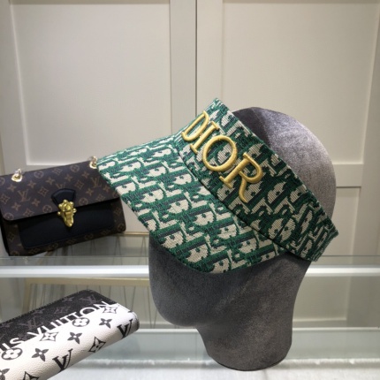 Dior Hats in 146529
