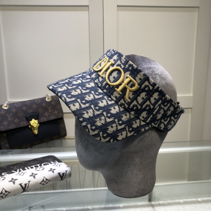 Dior Hats in 146531