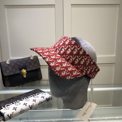 Dior Hats in 146535