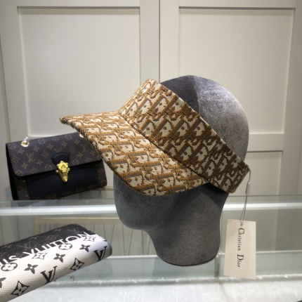 Dior Hats in 146538