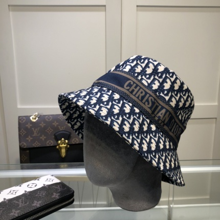 Dior Hats in 146543