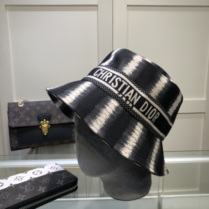 Dior Hats in 146550