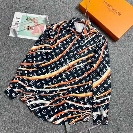 Louis Vuitton  Long-Sleeved Shirts in 146715