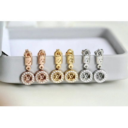 Louis Vuitton Earrings in 146908