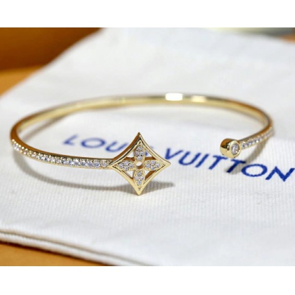 Louis Vuitton Bracelets in 146910