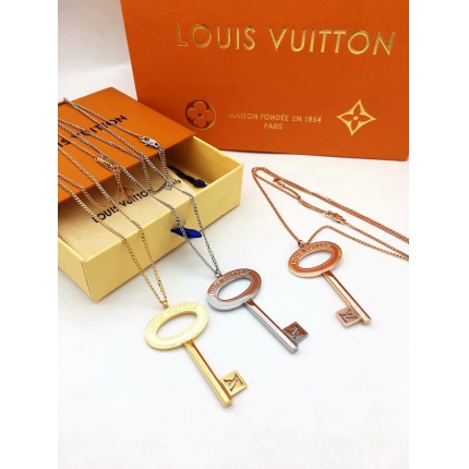 Louis Vuitton Necklace in 146933