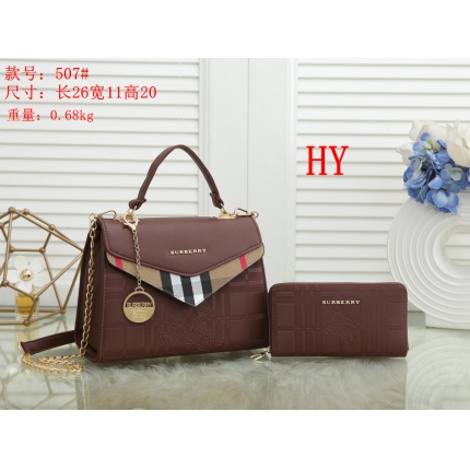 Burberry Handbags in 146938