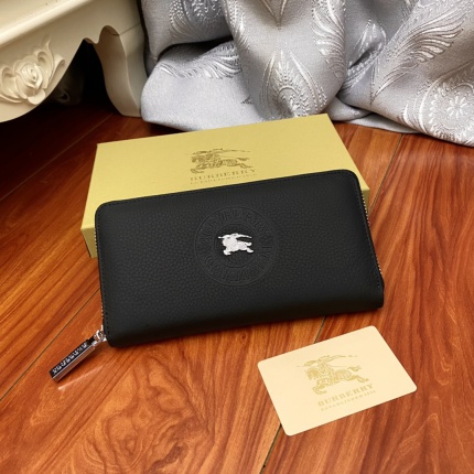 Burberry AAA Quality Wallets in 147009