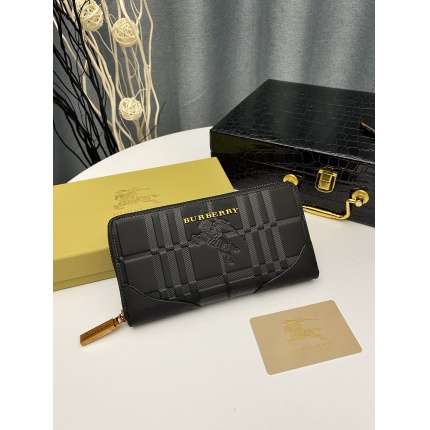 Burberry AAA Quality Wallets in 147010