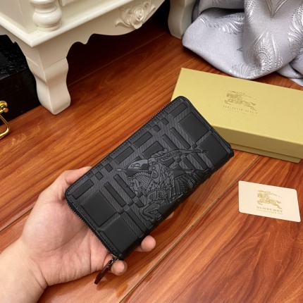 Burberry AAA Quality Wallets in 147012