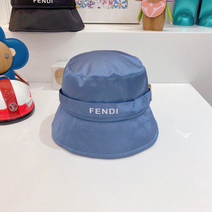 Fendi Hats in 147080