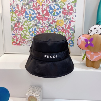 Fendi Hats in 147081