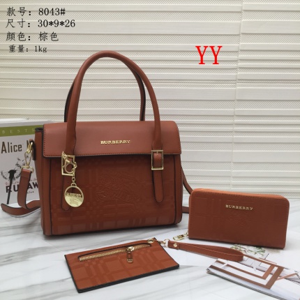Burberry Handbags in 147247