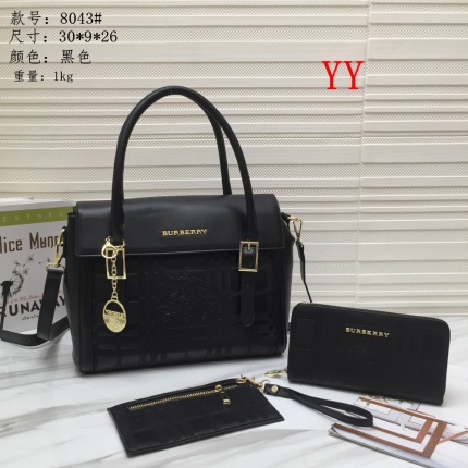 Burberry Handbags in 147250