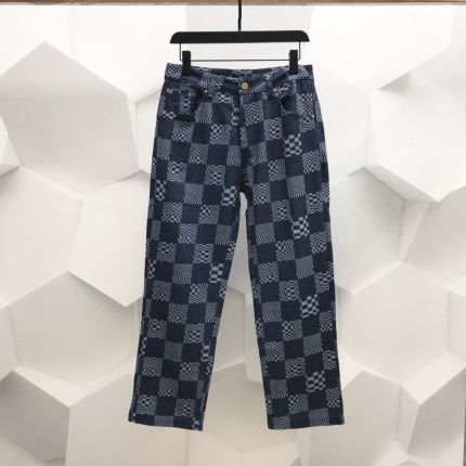 Louis Vuitton Pants in 147374