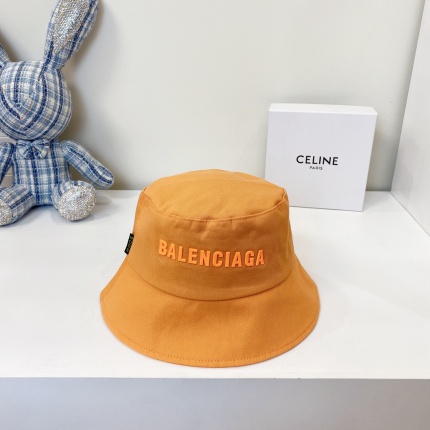 Balenciage Hats in 147520