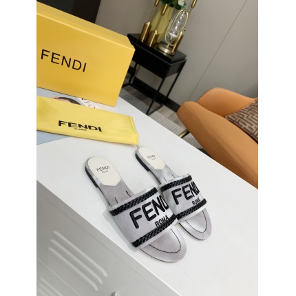 Fendi Slippers For Women in 147620