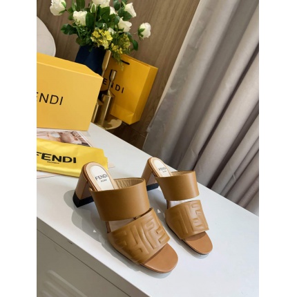 Fendi Slippers For Women in 147633