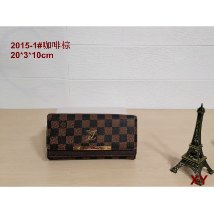 Louis Vuitton Walltes in 147772