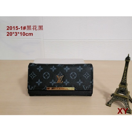 Louis Vuitton Walltes in 147777