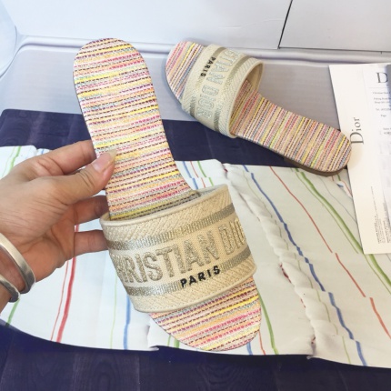 Dior Slippers For Women in 147879