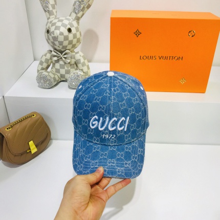 Gucci Hats in 149068