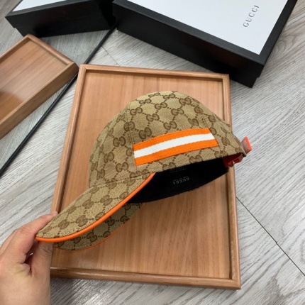 Gucci Hats in 149075