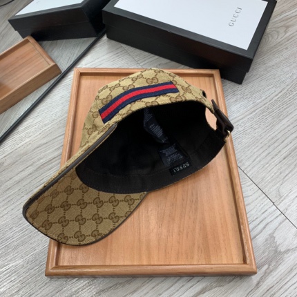Gucci Hats in 149082