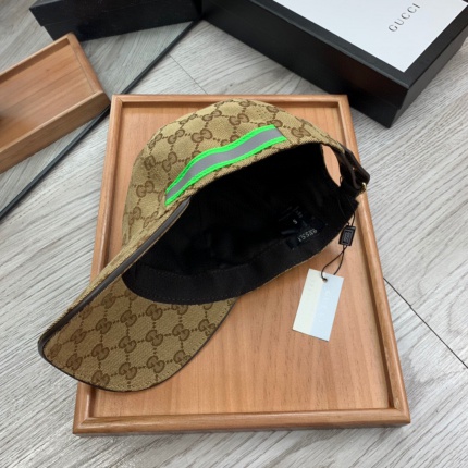 Gucci Hats in 149087